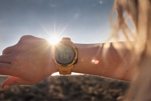 Solar Powered Smartwatch for Eco-Friendly Shopping