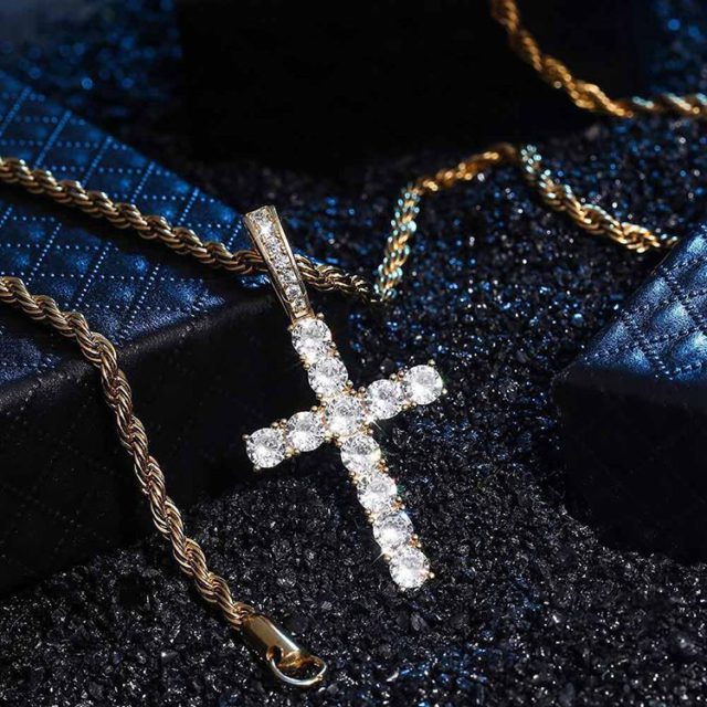 Diamond Cross Pendant review